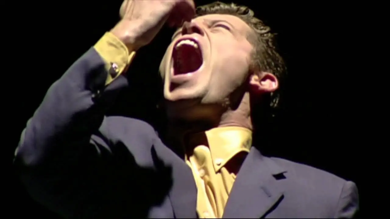 Lee Evans: Live in Scotland backdrop