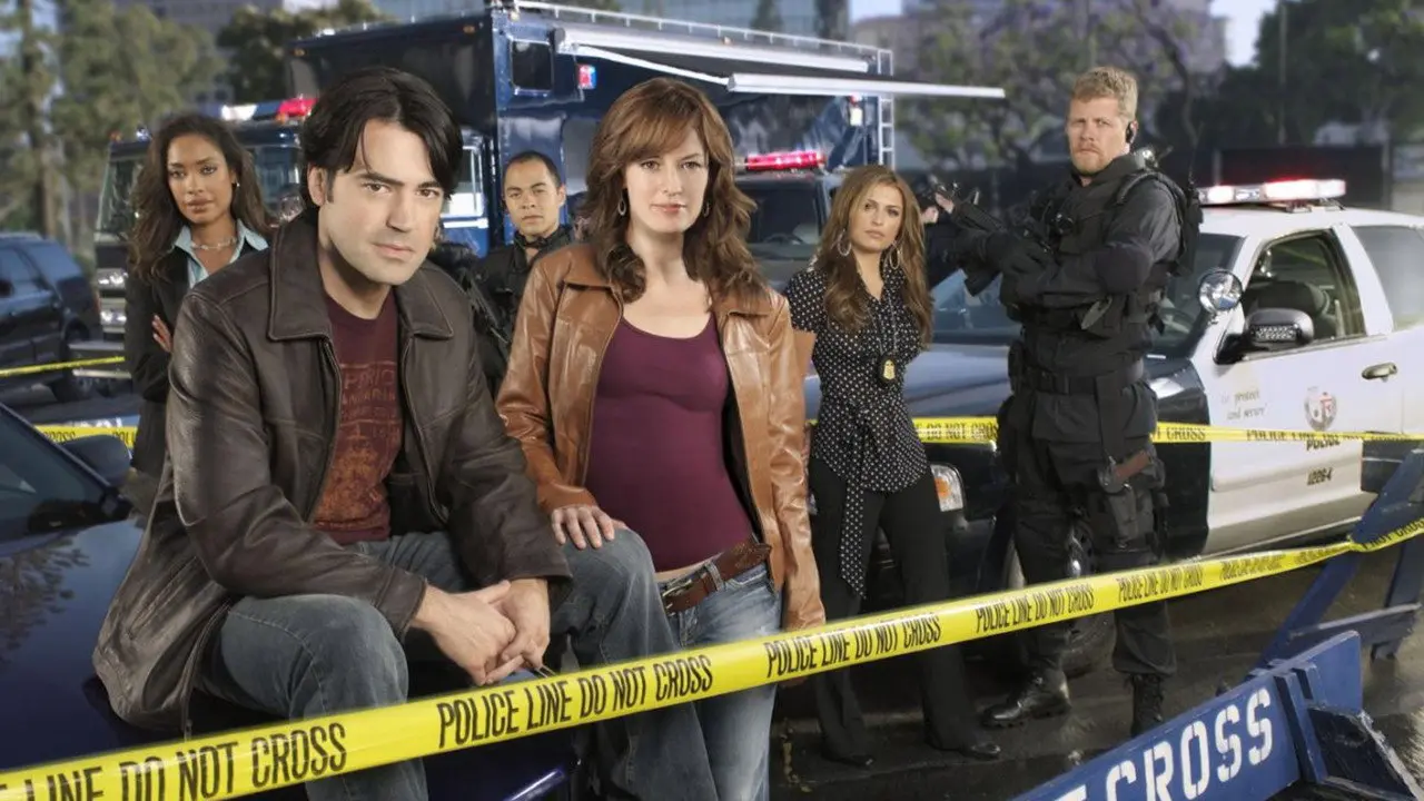 Standoff backdrop