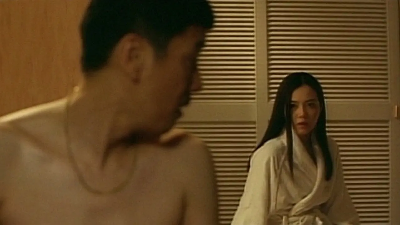 A Yakuza in Love backdrop
