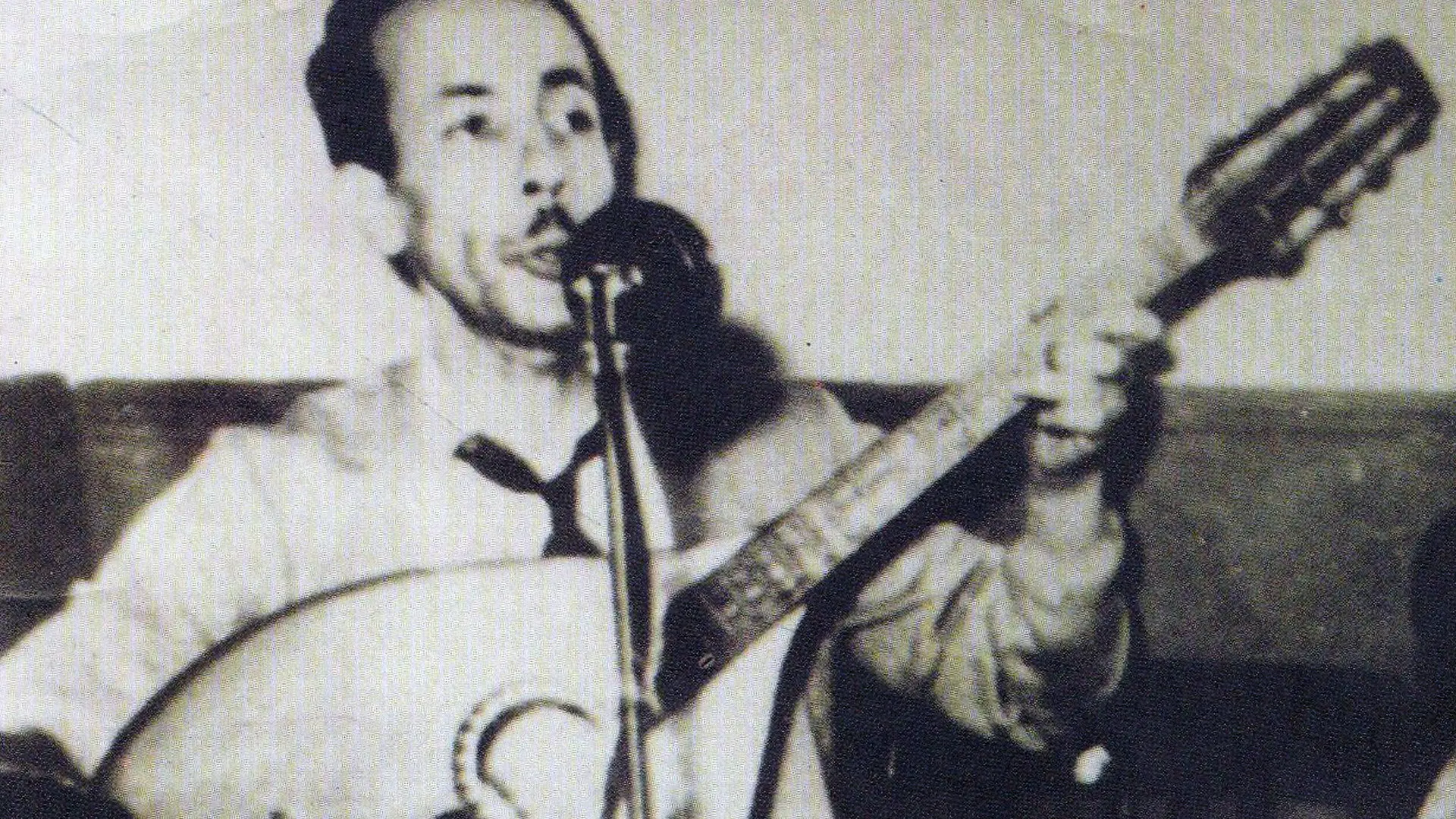 Cheikh El Hasnaoui, from the White House to the Blue Ocean backdrop